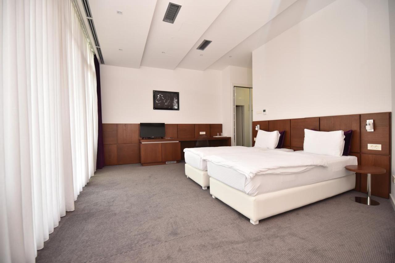 Sesto Senso Hotel เทรบินเย ภายนอก รูปภาพ