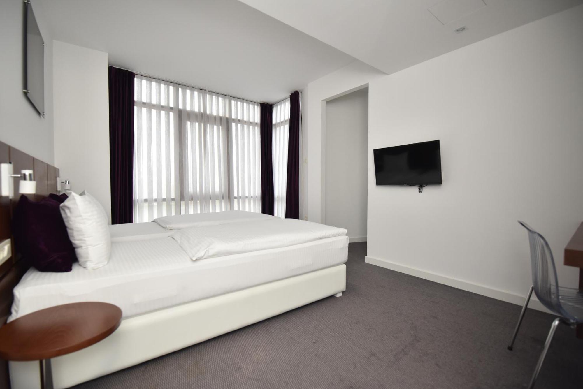 Sesto Senso Hotel เทรบินเย ภายนอก รูปภาพ