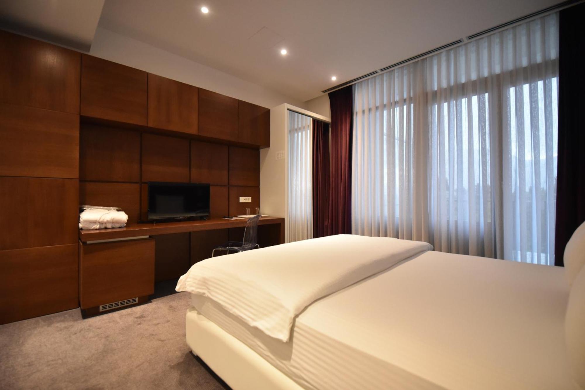 Sesto Senso Hotel เทรบินเย ภายนอก รูปภาพ