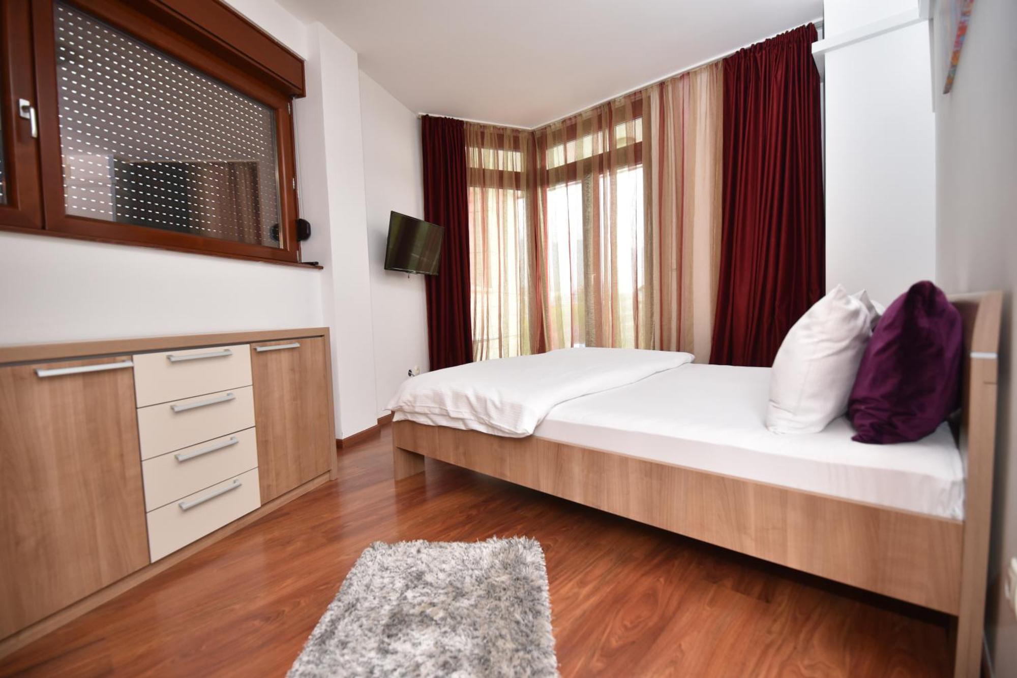 Sesto Senso Hotel เทรบินเย ภายนอก รูปภาพ